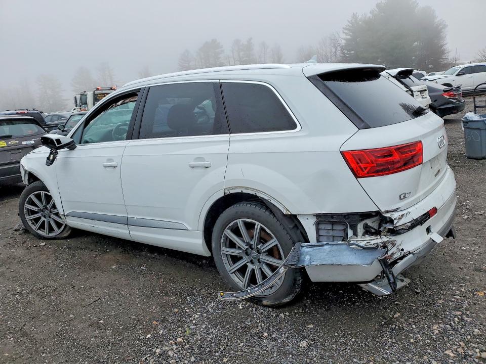 41726186 :رقم المزاد ، WA1VAAF75JD019824 vin ، 2018 Audi Q7 مزاد بيع
