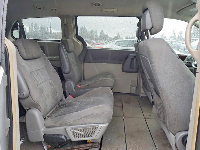 79652685 :رقم المزاد ، 2A4RR5D11AR346458 vin ، 2010 Chrysler Town & Country مزاد بيع