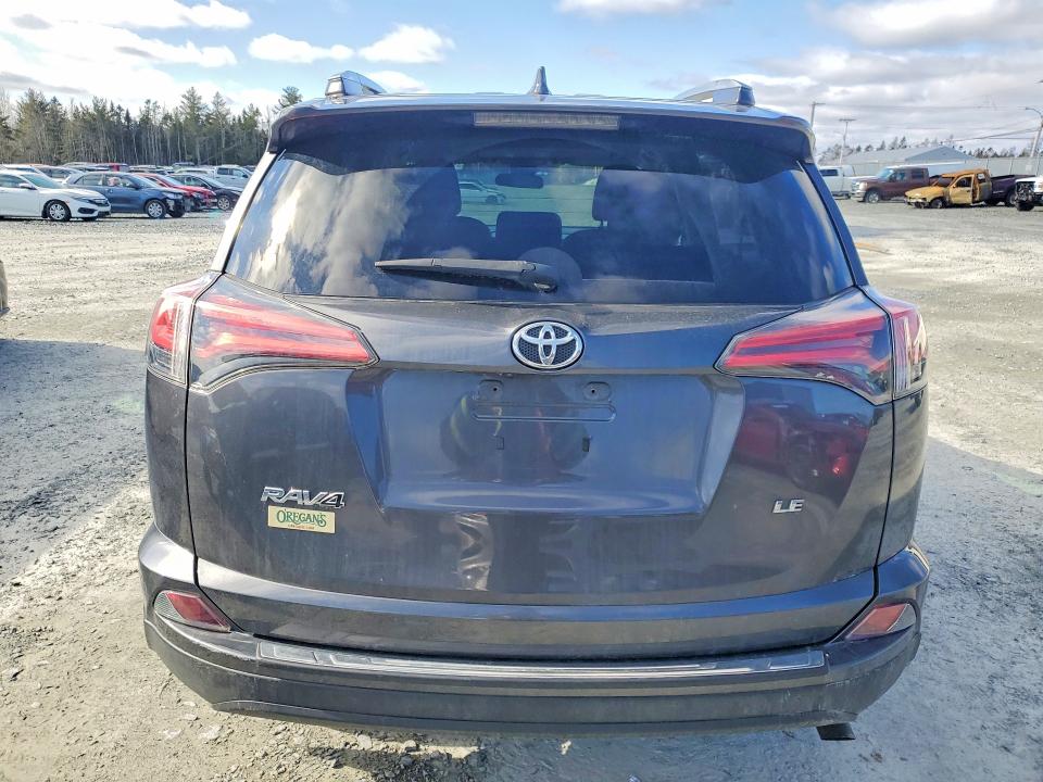 46493326 :رقم المزاد ، 2T3ZFREVXHW381040 vin ، 2017 Toyota Rav4 مزاد بيع