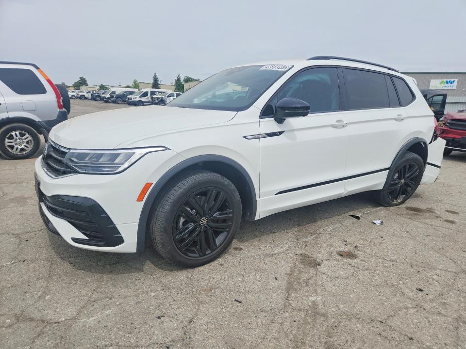 Продажа на аукционе авто 2022 Volkswagen Tiguan, vin: 3VVCB7AX1NM022199, номер лота: 47833206