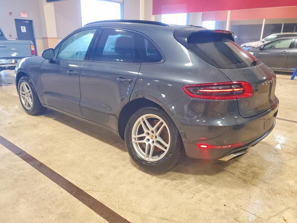 77649275 :رقم المزاد ، WP1AA2A54JLB16789 vin ، 2018 Porsche Macan مزاد بيع