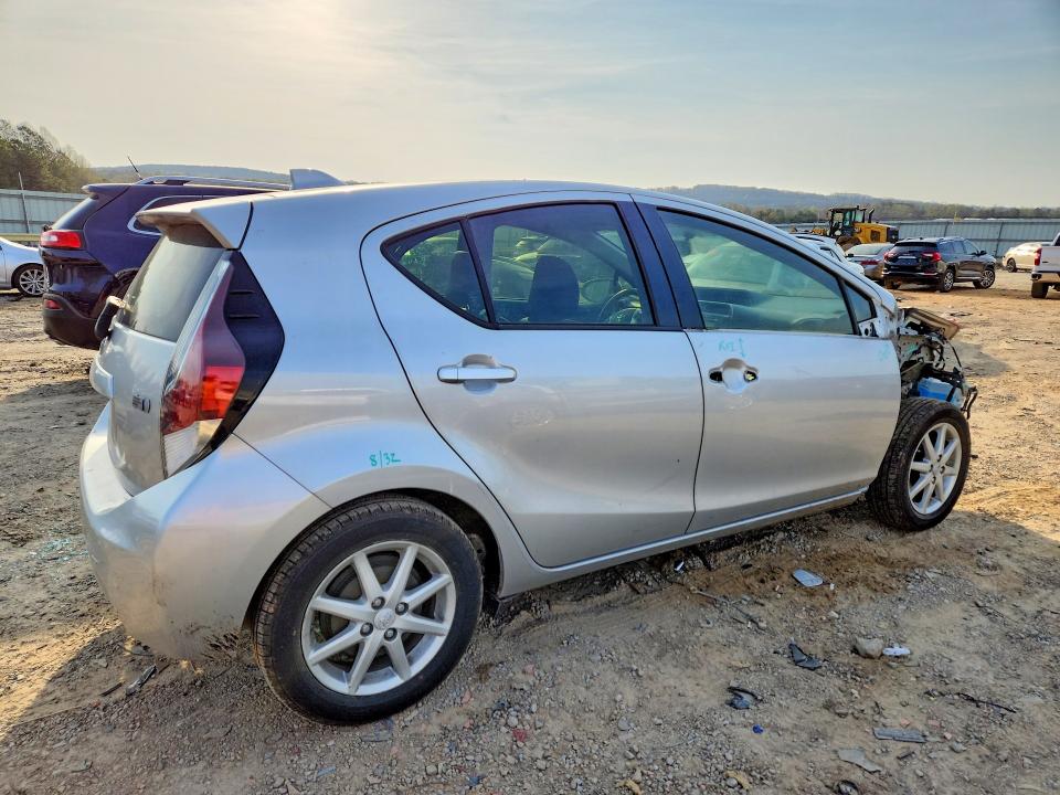 Продажа на аукционе авто 2015 Toyota Prius C, vin: JTDKDTB36F1089369, номер лота: 47433126