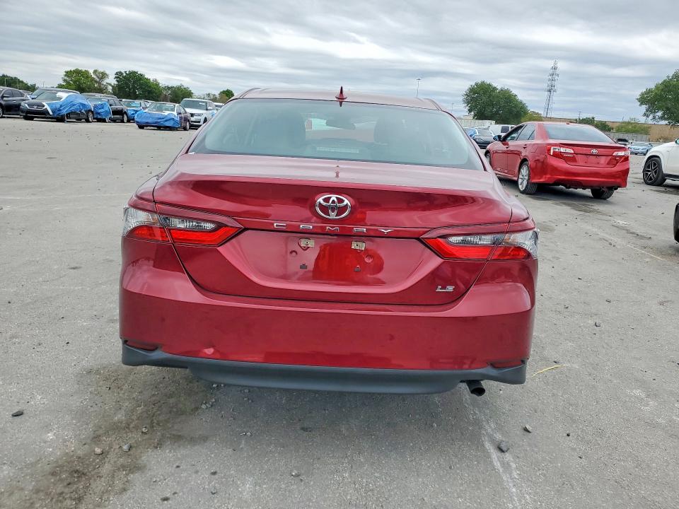 2022 Toyota Camry მანქანა იყიდება აუქციონზე, vin: 4T1C11AKXNU647713, აუქციონის ნომერი: 46651726