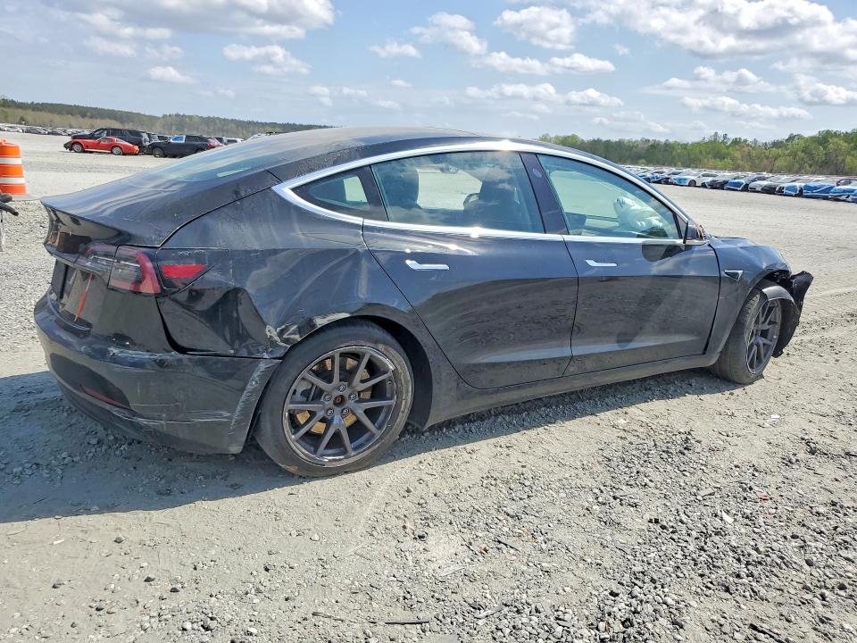48387196 :رقم المزاد ، 5YJ3E1EA0KF305184 vin ، 2019 Tesla Model 3 مزاد بيع