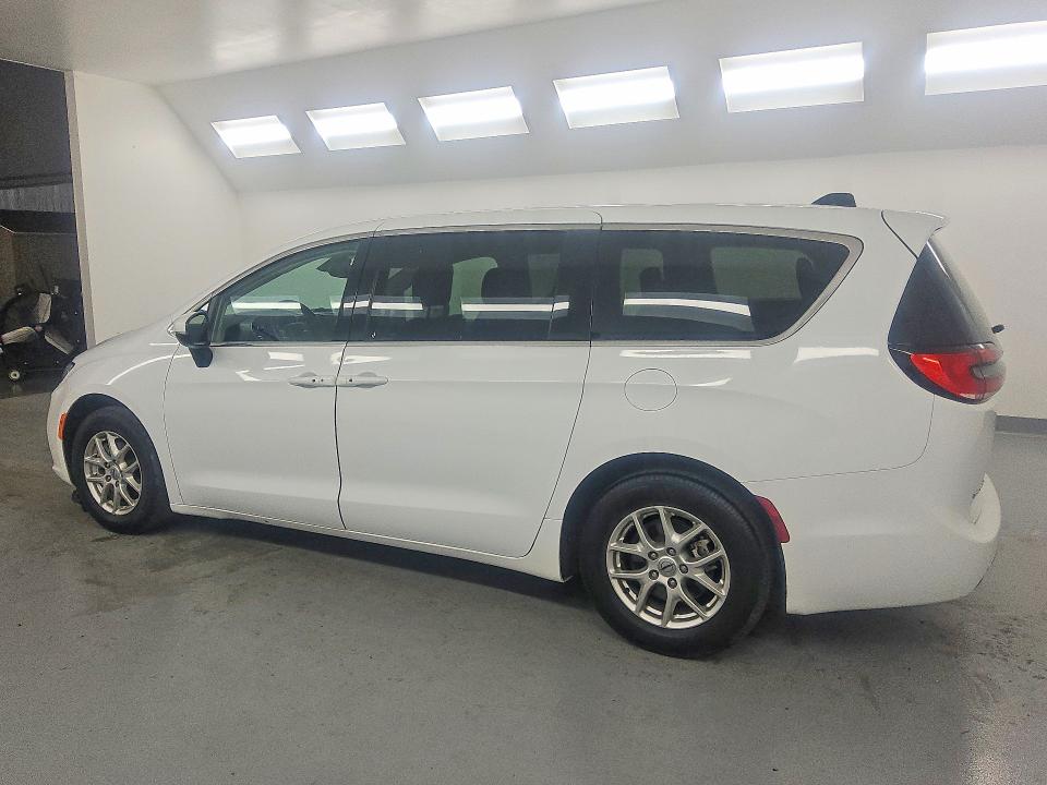 2023 Chrysler Pacifica მანქანა იყიდება აუქციონზე, vin: 2C4RC1BG7PR511008, აუქციონის ნომერი: 46762626
