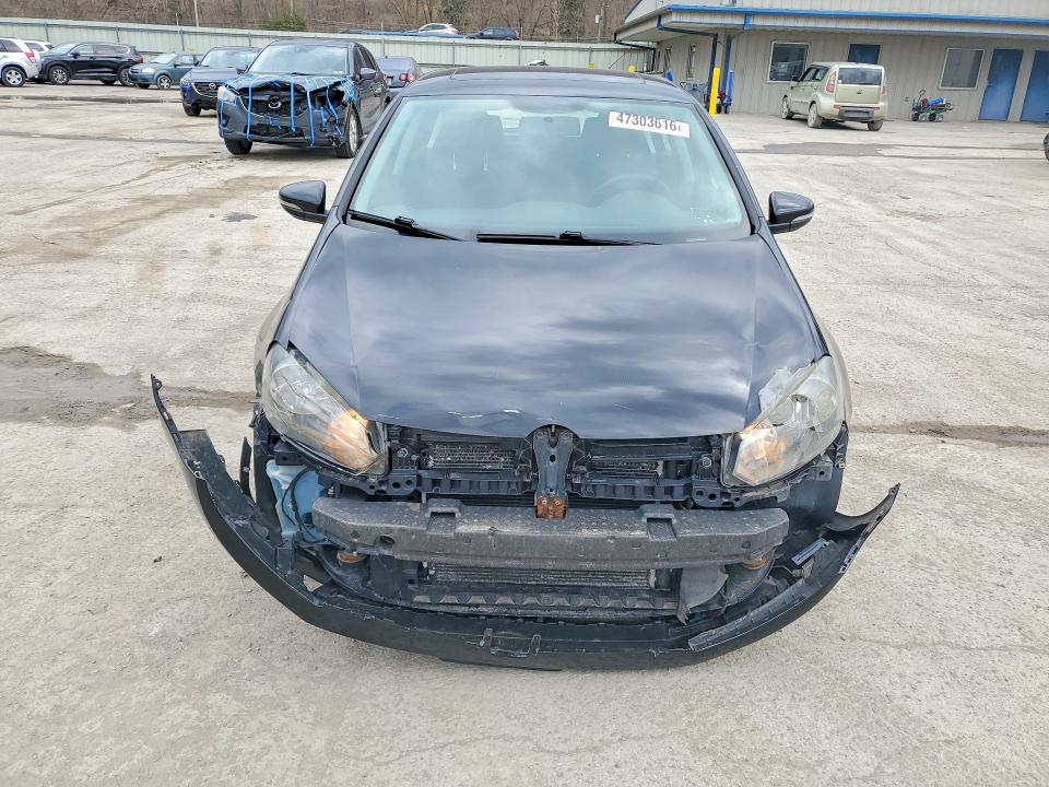 47303616 :رقم المزاد ، WVWDB7AJ1EW003537 vin ، 2014 Volkswagen Golf مزاد بيع