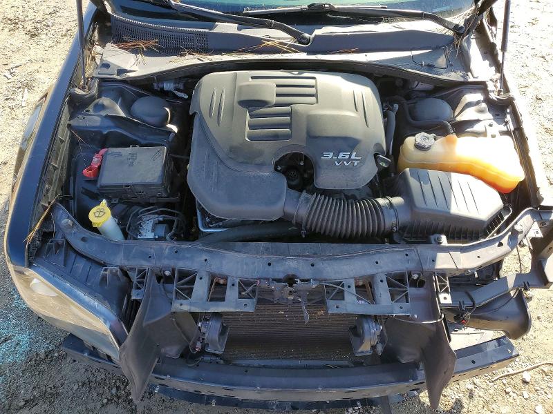 45690166 :رقم المزاد ، 2C3CCABG2MH523529 vin ، 2021 Chrysler 300 مزاد بيع