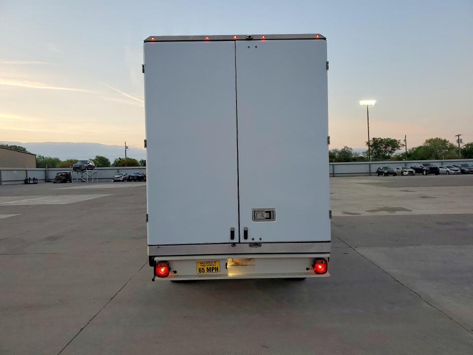 46996086 :رقم المزاد ، 1FDBW5Z81NKA39605 vin ، 2022 Ford Transit مزاد بيع