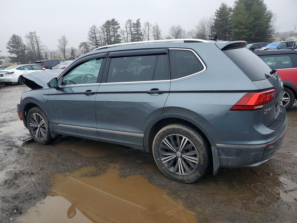 79690745 :رقم المزاد ، 3VV2B7AX4JM052271 vin ، 2018 Volkswagen Tiguan مزاد بيع