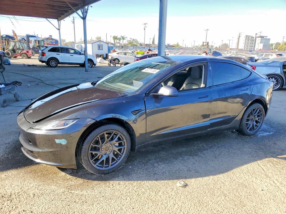 2025 Tesla Model 3 მანქანა იყიდება აუქციონზე, vin: 5YJ3E1EA3SF976350, აუქციონის ნომერი: 46231136