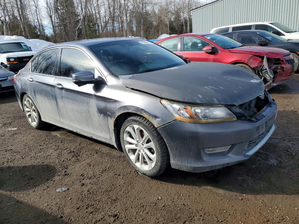 2013 Honda Accord მანქანა იყიდება აუქციონზე, vin: 1HGCR3F99DA801313, აუქციონის ნომერი: 79620625