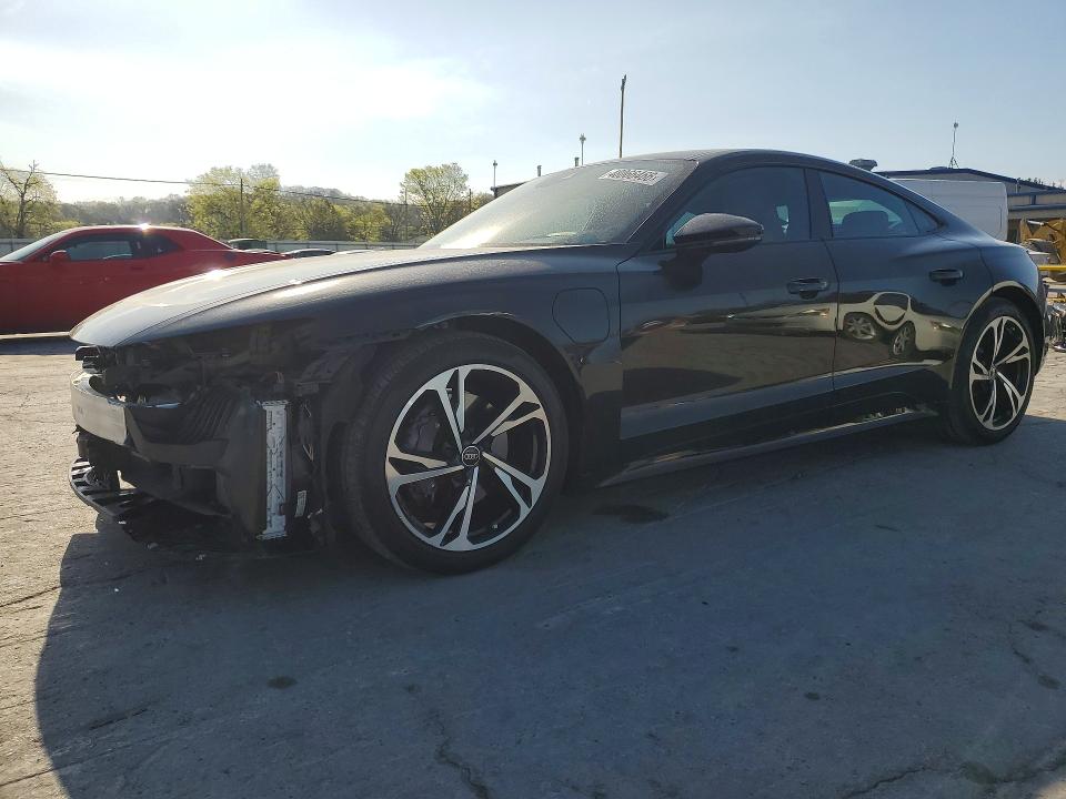 48066466 :رقم المزاد ، WAUCJBFW0N7008113 vin ، 2022 Audi E-tron Gt مزاد بيع