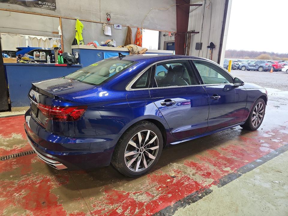 48286306 :رقم المزاد ، WAUBBAF48NN000127 vin ، 2022 Audi A4 مزاد بيع
