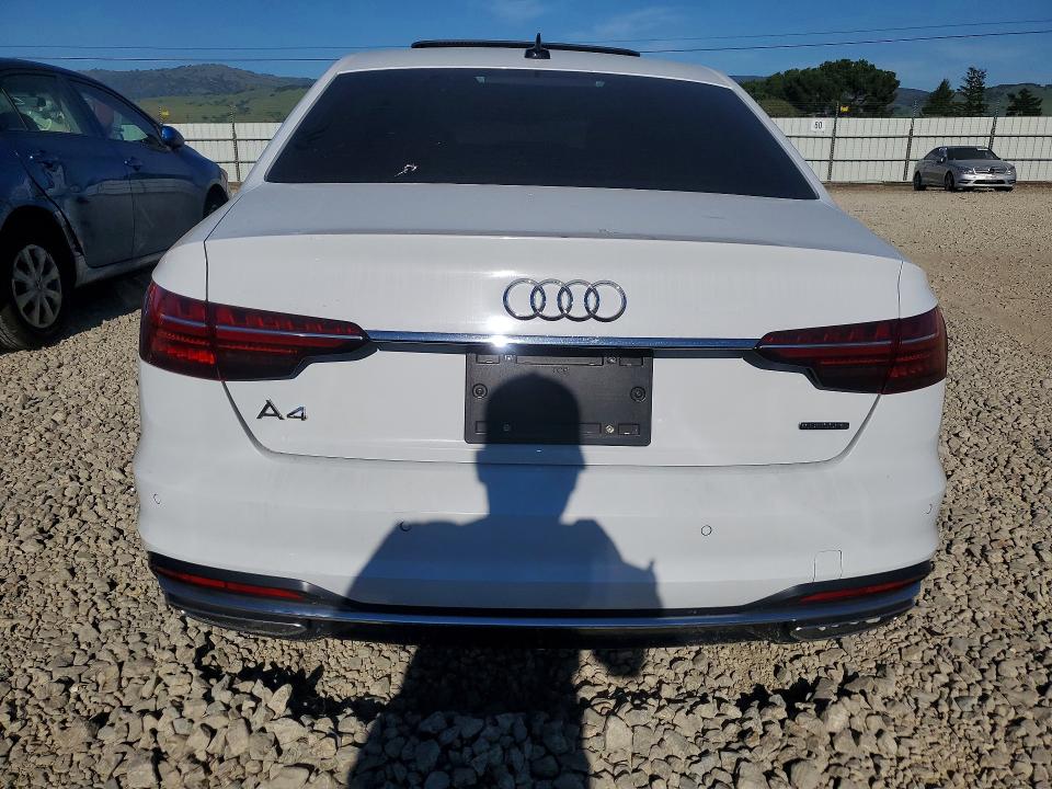 46149386 :رقم المزاد ، WAUEAAF42NN014640 vin ، 2022 Audi A4 مزاد بيع