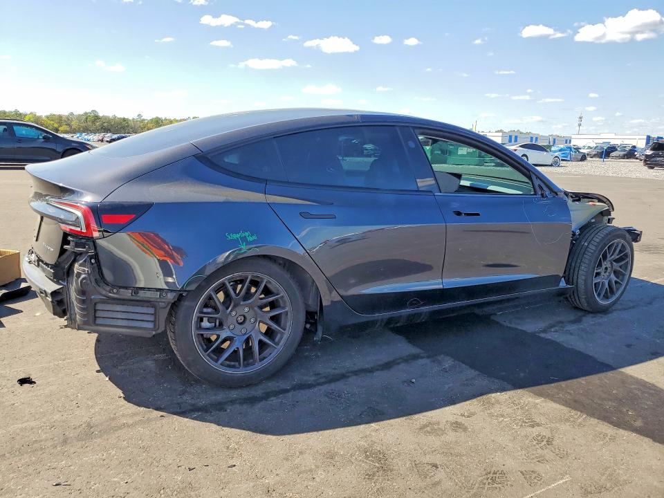 79626555 :رقم المزاد ، 5YJ3E1EB5RF762009 vin ، 2024 Tesla Model 3 مزاد بيع