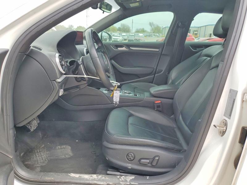 Продажа на аукционе авто 2017 Audi A3, vin: WAUAUGFF5H1072795, номер лота: 47829356