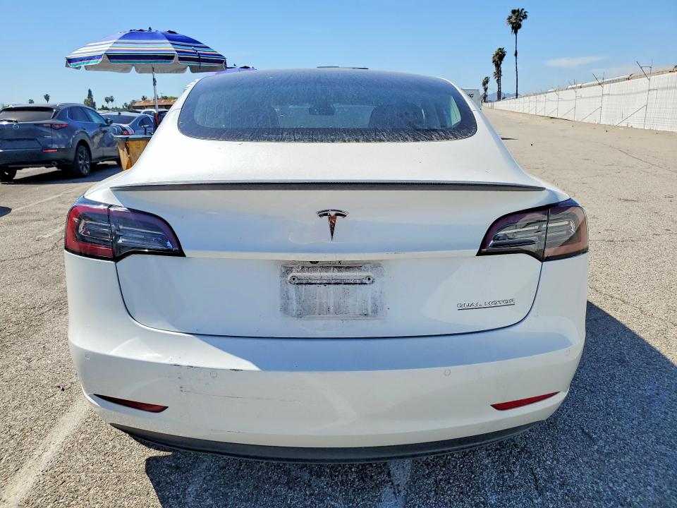 2020 Tesla Model 3 მანქანა იყიდება აუქციონზე, vin: 5YJ3E1ECXLF624398, აუქციონის ნომერი: 41720486