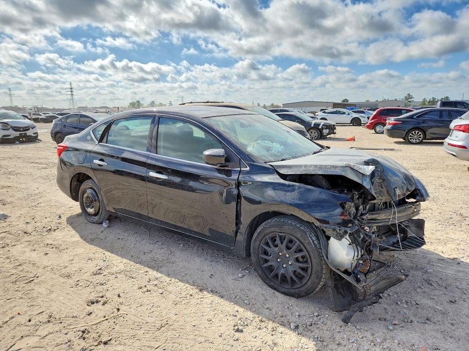 46959976 :رقم المزاد ، 3N1AB7AP6JY248833 vin ، 2018 Nissan Sentra مزاد بيع