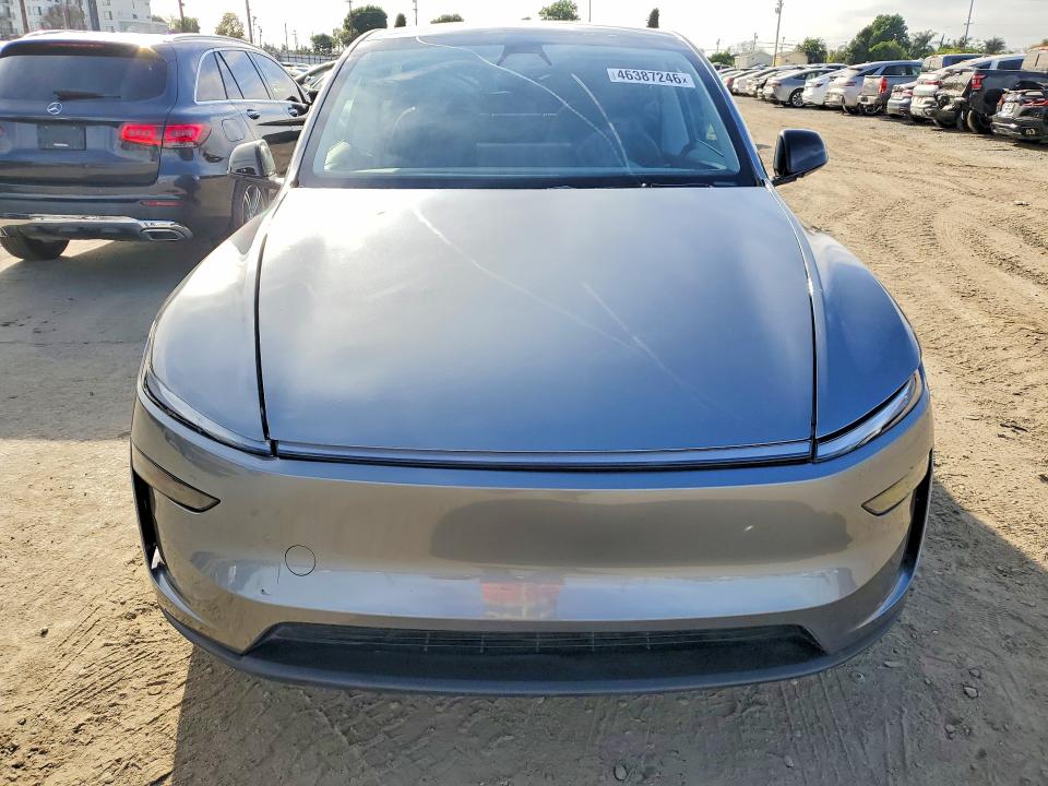 Продажа на аукционе авто 2026 Tesla Model Y, vin: 7SAYGDED2TF422250, номер лота: 46387246