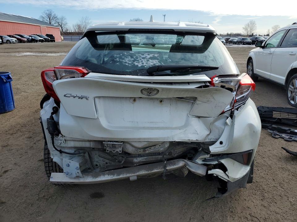 2018 Toyota C-hr მანქანა იყიდება აუქციონზე, vin: NMTKHMBX9JR036138, აუქციონის ნომერი: 41748286