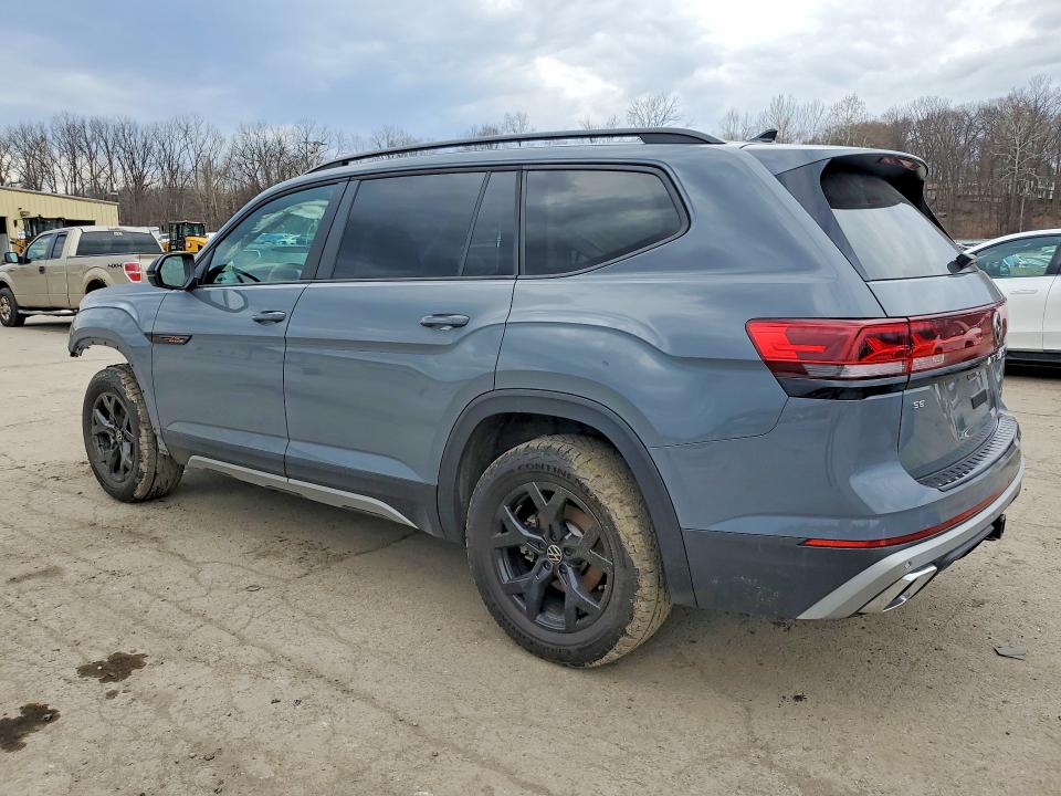 Продажа на аукционе авто 2024 Volkswagen Atlas, vin: 1V2CR2CA2RC614738, номер лота: 48200936