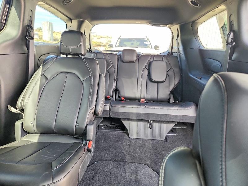 2026 Chrysler Pacifica მანქანა იყიდება აუქციონზე, vin: 2C4RC1BG9TR220777, აუქციონის ნომერი: 47733396
