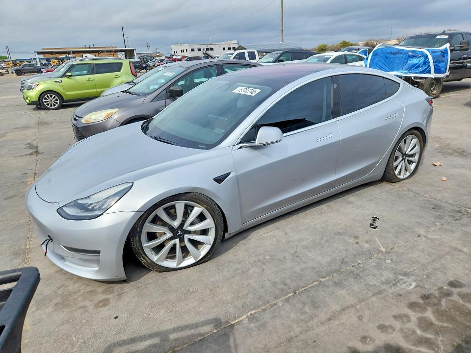 Aukcja sprzedaży 2018 Tesla Model 3, vin: 5YJ3E1EBXJF069375, numer aukcji: 79782745