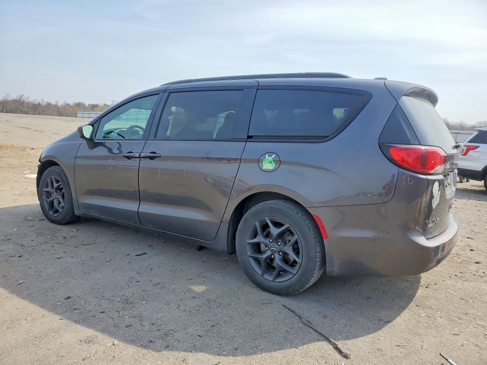 2018 Chrysler Pacifica მანქანა იყიდება აუქციონზე, vin: 2C4RC1BG3JR197445, აუქციონის ნომერი: 47305276