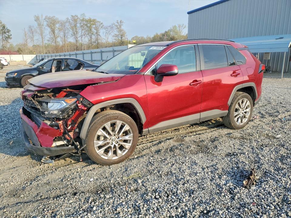 Продаж на аукціоні авто 2021 Toyota Rav4, vin: 2T3C1RFV4MW138613, номер лоту: 47703526