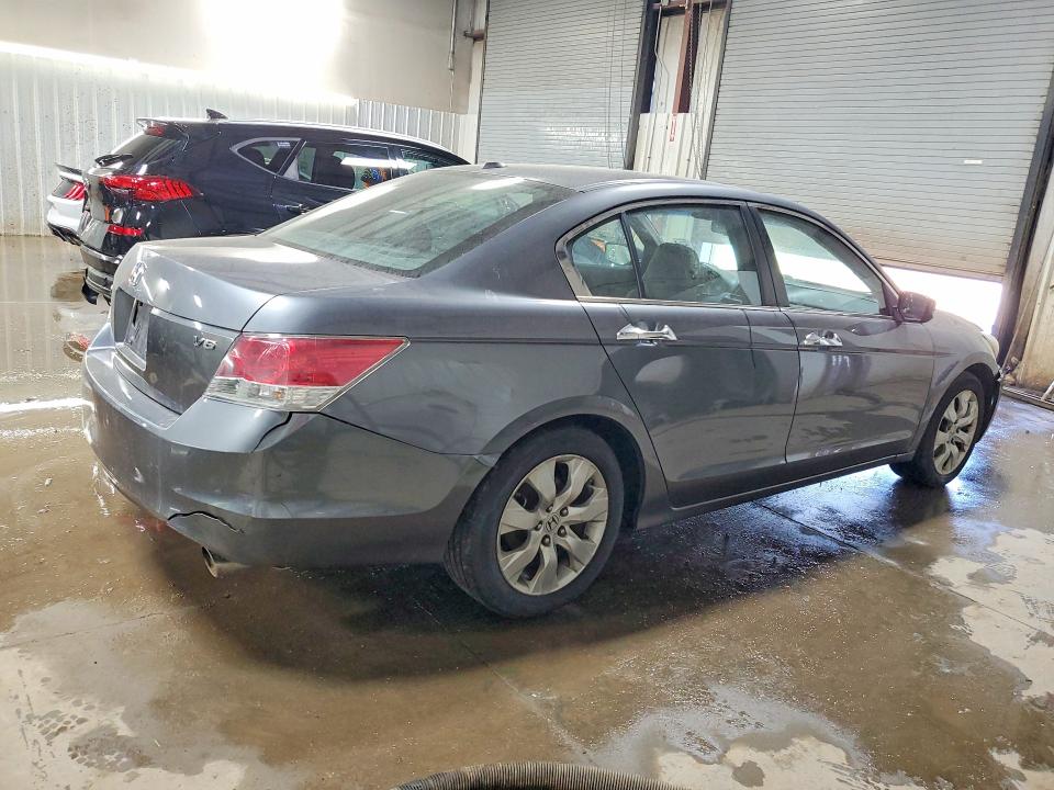 79268785 :رقم المزاد ، 1HGCP3F88AA016452 vin ، 2010 Honda Accord مزاد بيع