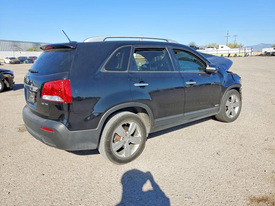 Продажа на аукционе авто 2012 Kia Sorento, vin: 5XYKUDA28CG191654, номер лота: 46524496