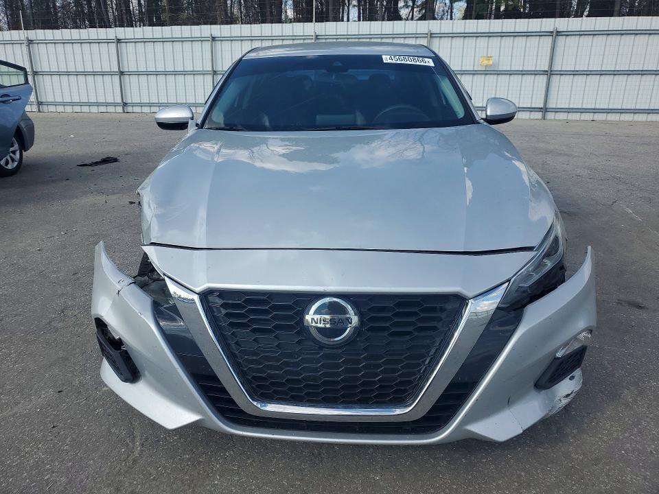 45680866 :رقم المزاد ، 1N4BL4DV3MN313801 vin ، 2021 Nissan Altima مزاد بيع