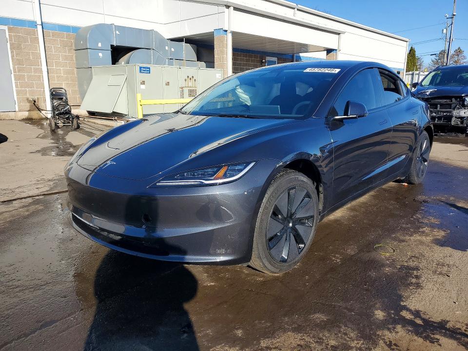 45782246 :رقم المزاد ، 5YJ3E1EA1SF008327 vin ، 2025 Tesla Model 3 مزاد بيع