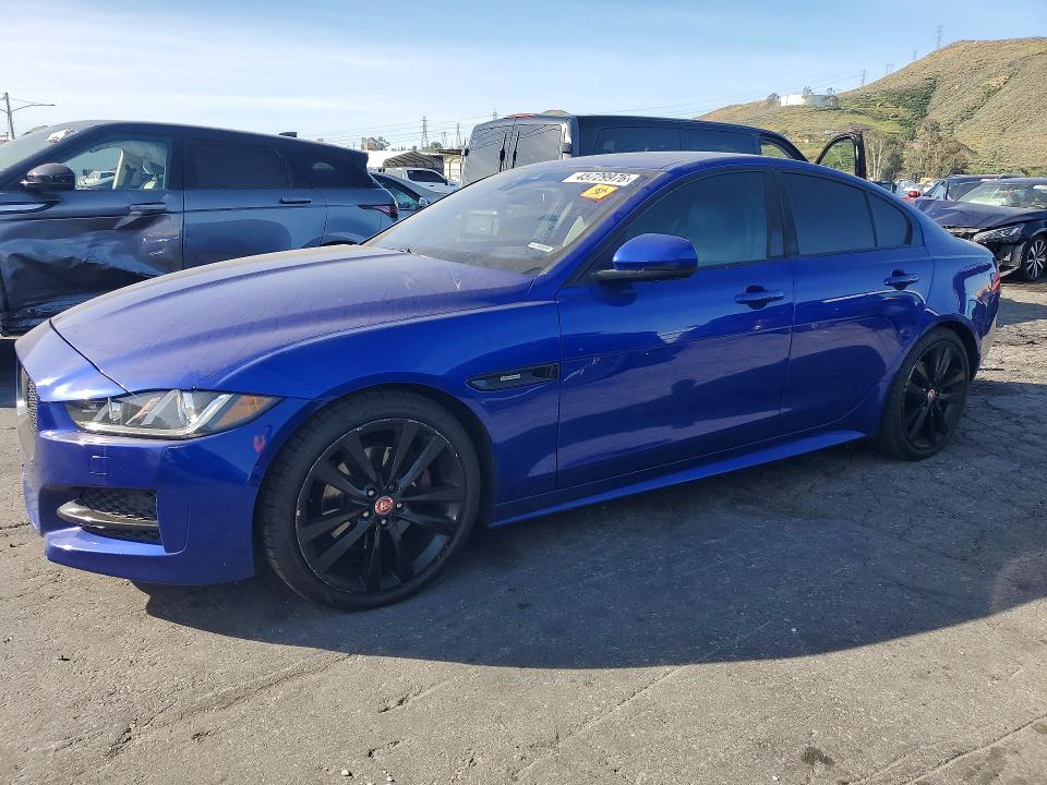 45729976 :رقم المزاد ، SAJAF4BN8HA968860 vin ، 2017 Jaguar Xe مزاد بيع