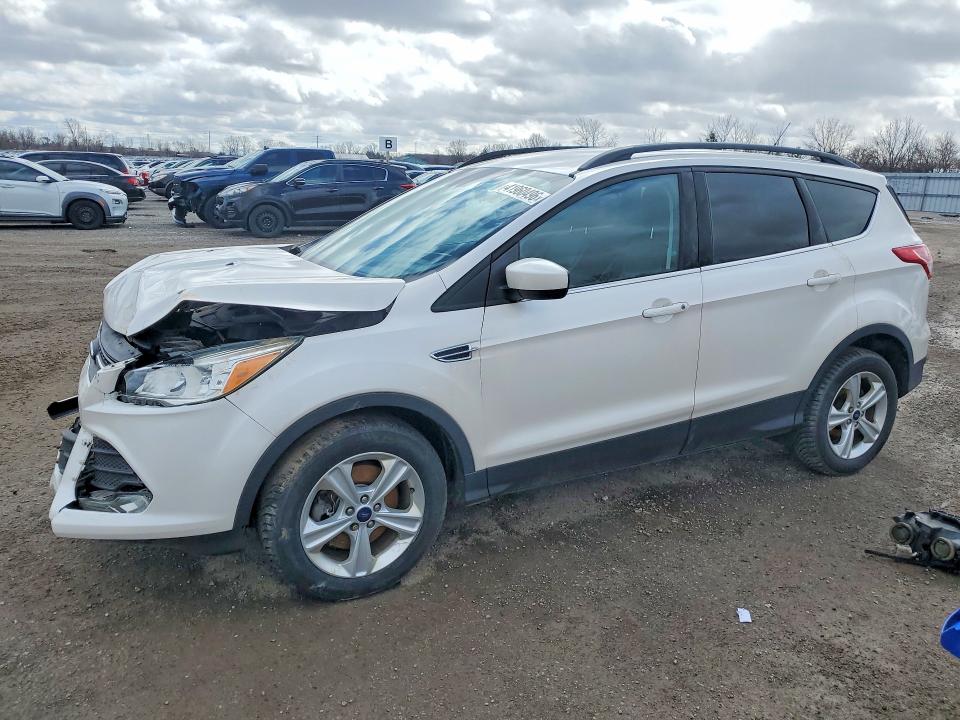 Продаж на аукціоні авто 2016 Ford Escape, vin: 1FMCU9G99GUC16115, номер лоту: 41960496