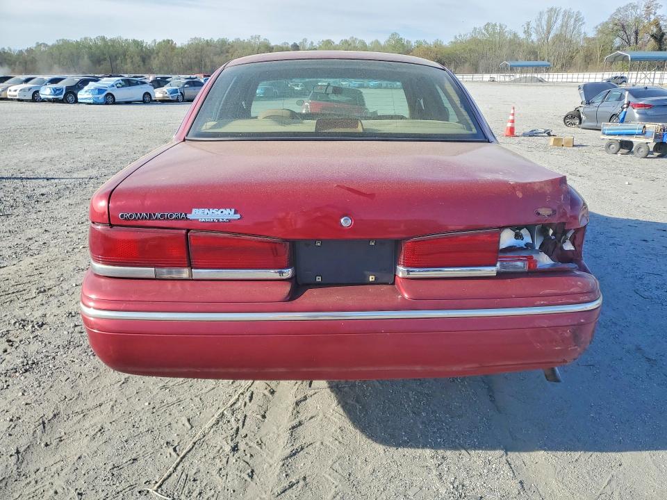 1995 Ford Crown Victoria მანქანა იყიდება აუქციონზე, vin: 2FALP73W1SX145351, აუქციონის ნომერი: 47170116