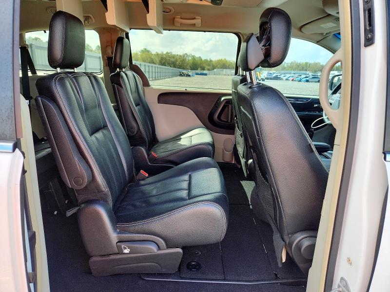 41703696 :رقم المزاد ، 2C4RC1BG8ER413814 vin ، 2014 Chrysler Town & Country مزاد بيع
