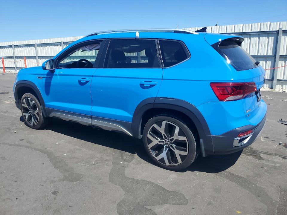 Продаж на аукціоні авто 2022 Volkswagen Taos, vin: 3VV2X7B24NM009818, номер лоту: 47234056