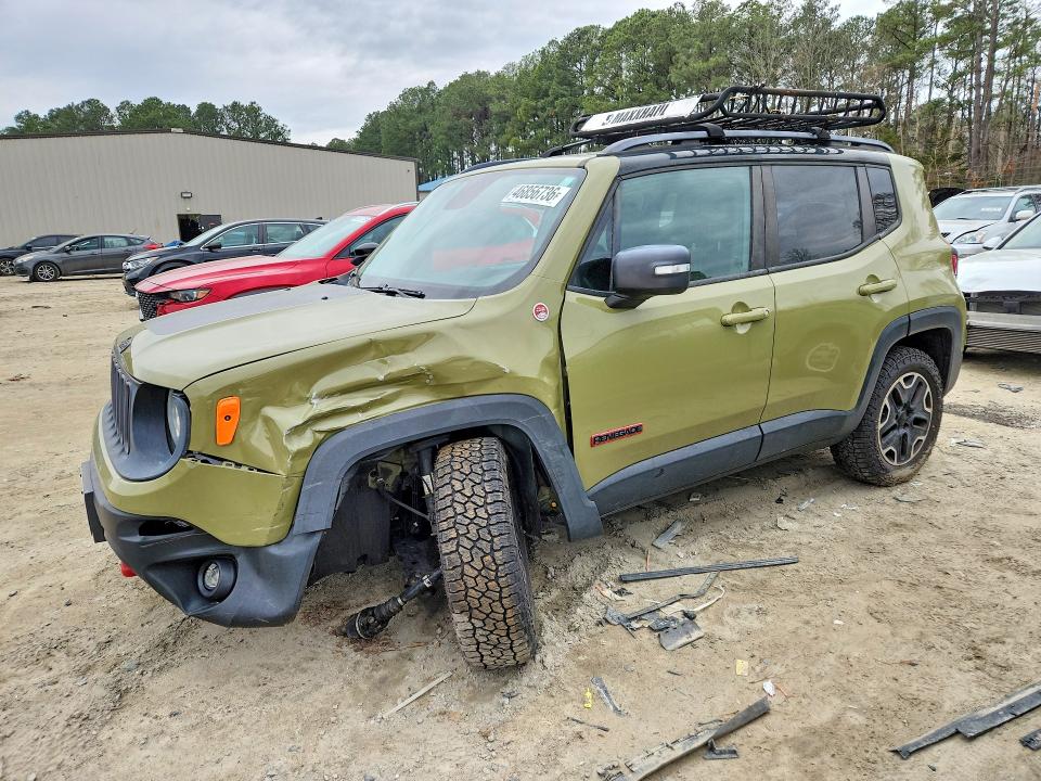 2015 Jeep Renegade მანქანა იყიდება აუქციონზე, vin: ZACCJBCT0FPB74863, აუქციონის ნომერი: 46856736