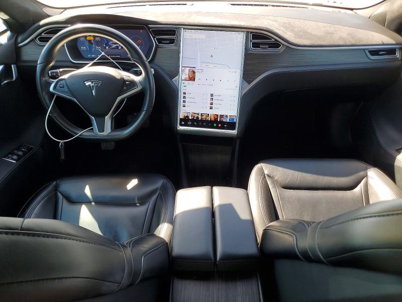47655356 :رقم المزاد ، 5YJSA1V23FF097453 vin ، 2015 Tesla Model S مزاد بيع