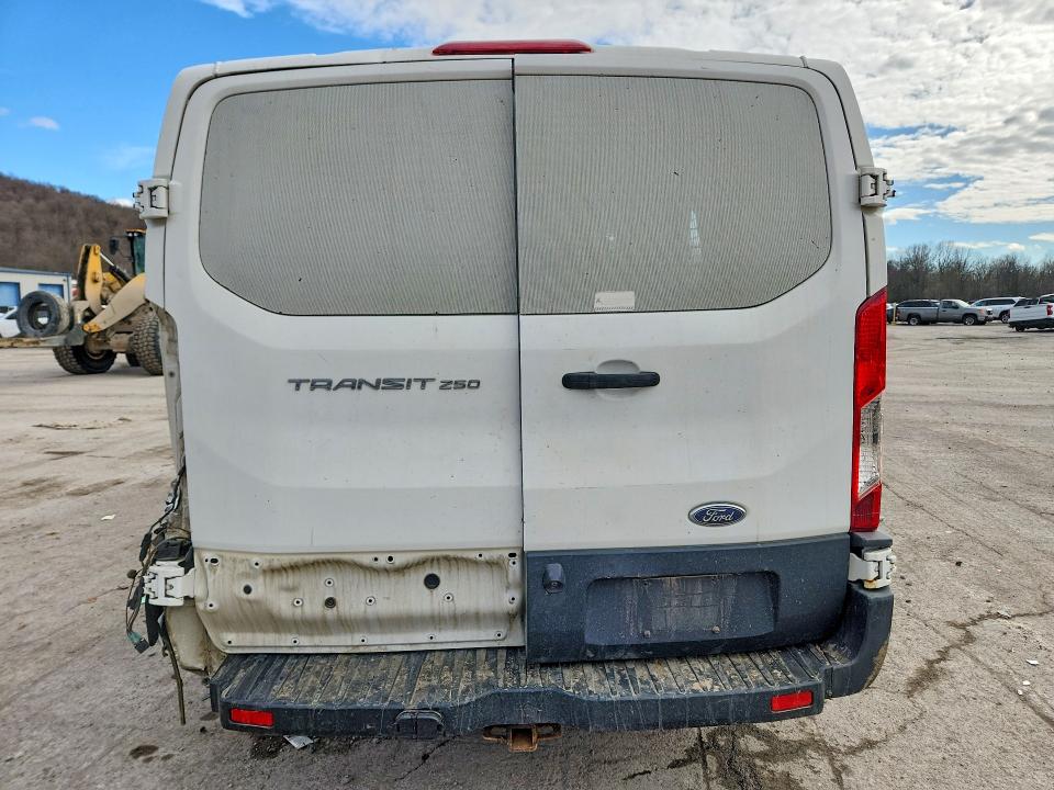 Продаж на аукціоні авто 2016 Ford Transit, vin: 1FTYR1ZM0GKA69581, номер лоту: 46622276