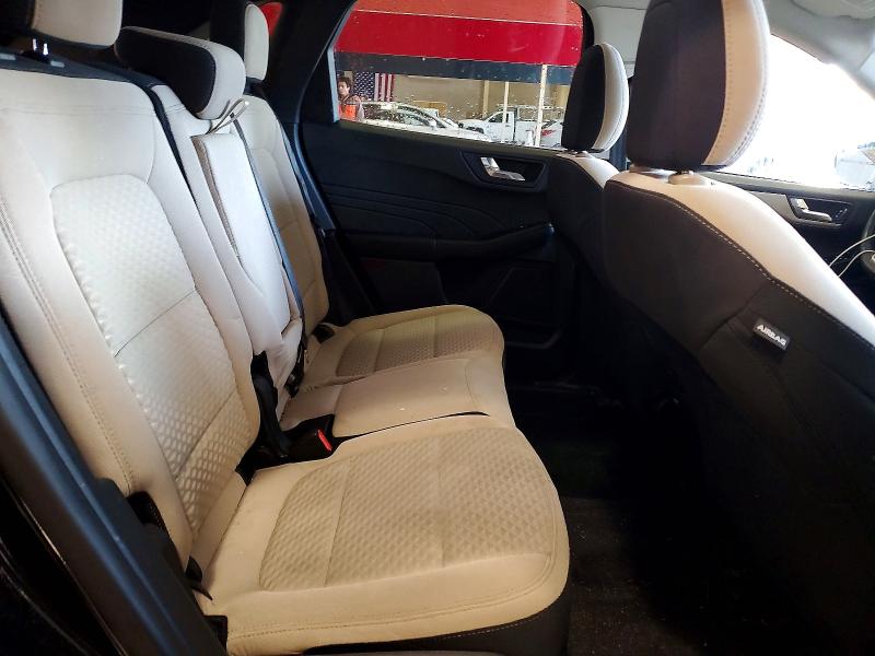 79825245 :رقم المزاد ، 1FMCU9BZ3MUA35983 vin ، 2021 Ford Escape مزاد بيع