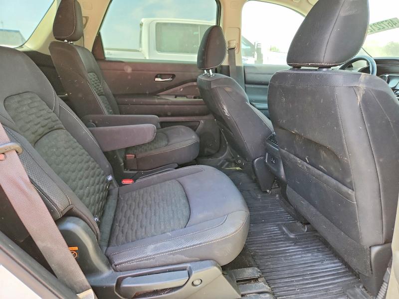 46722126 :رقم المزاد ، 5N1DR3BD8NC258177 vin ، 2022 Nissan Pathfinder مزاد بيع