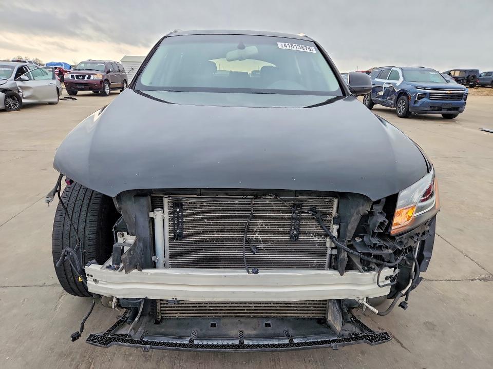 41813876 :رقم المزاد ، WA1LFAFP2BA026676 vin ، 2011 Audi Q5 مزاد بيع