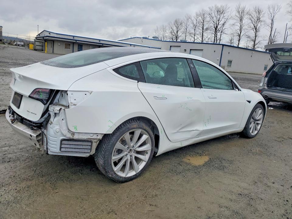 41637676 :رقم المزاد ، 5YJ3E1EB3LF638487 vin ، 2020 Tesla Model 3 مزاد بيع