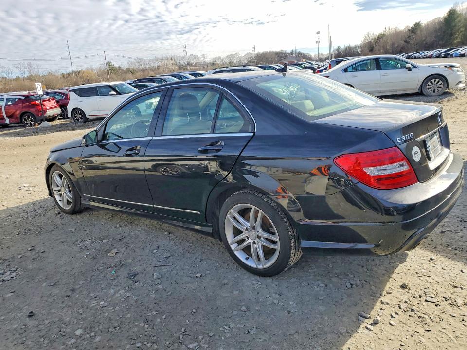 Продажа на аукционе авто 2012 Mercedes-benz C, vin: WDDGF8BB4CR228860, номер лота: 46562036