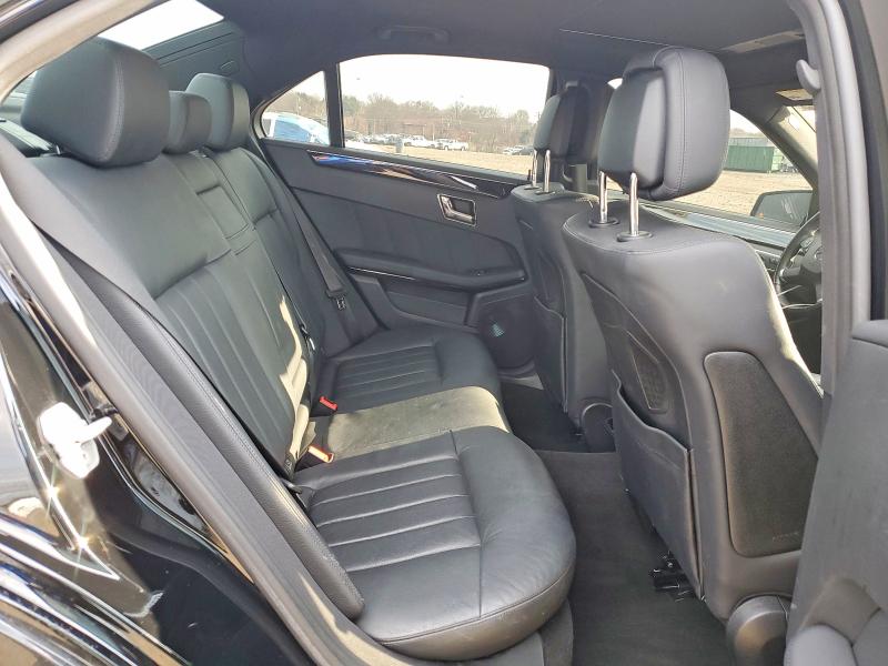 45773996 :رقم المزاد ، WDDHF9AB6AA082842 vin ، 2010 Mercedes-benz E مزاد بيع