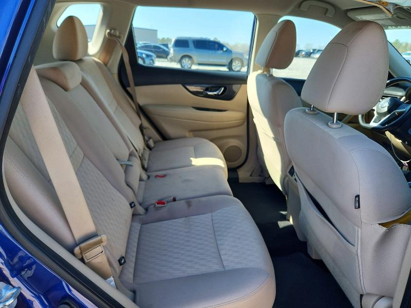 2017 Nissan Rogue მანქანა იყიდება აუქციონზე, vin: KNMAT2MT8HP584680, აუქციონის ნომერი: 79204575