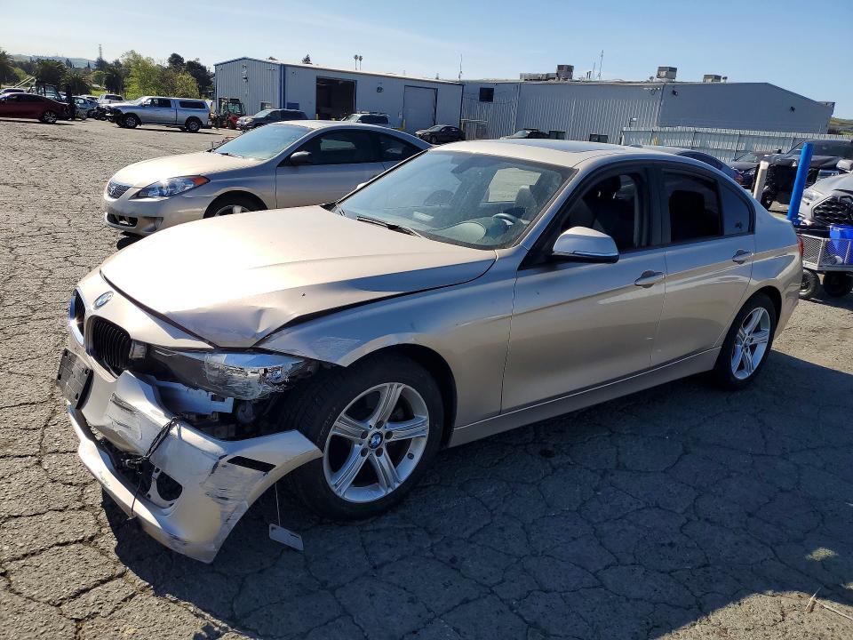 Продажа на аукционе авто 2015 Bmw 320, vin: WBA3B1C58FK136083, номер лота: 46029116