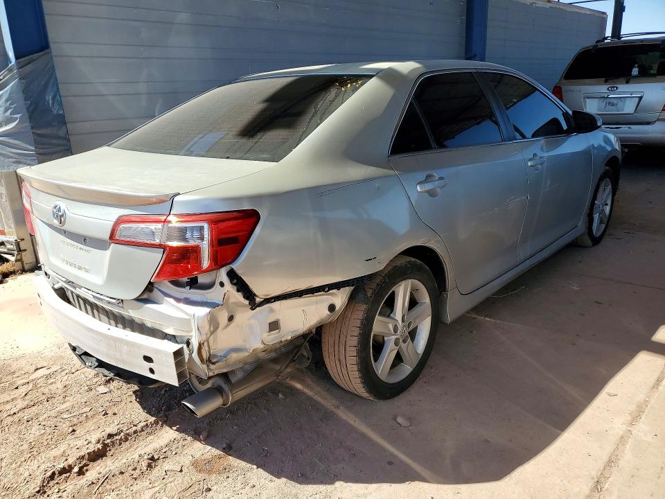 2014 Toyota Camry მანქანა იყიდება აუქციონზე, vin: 4T1BF1FK5EU456206, აუქციონის ნომერი: 47590856